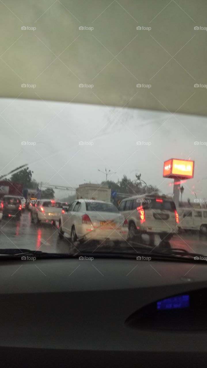 Traffic in rain