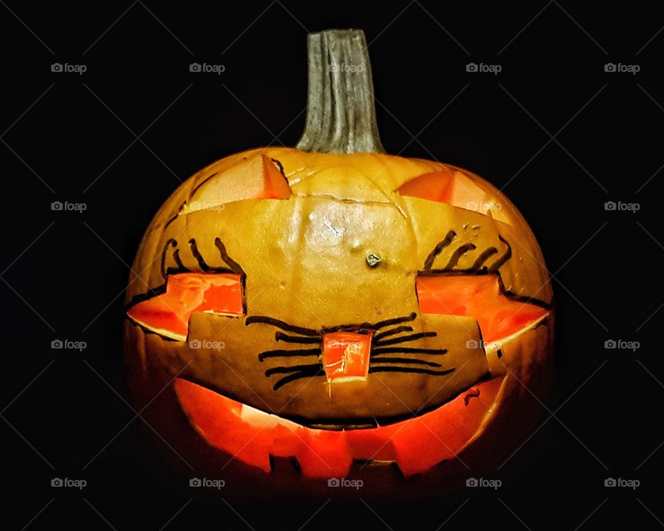 Pumpkin scares at night