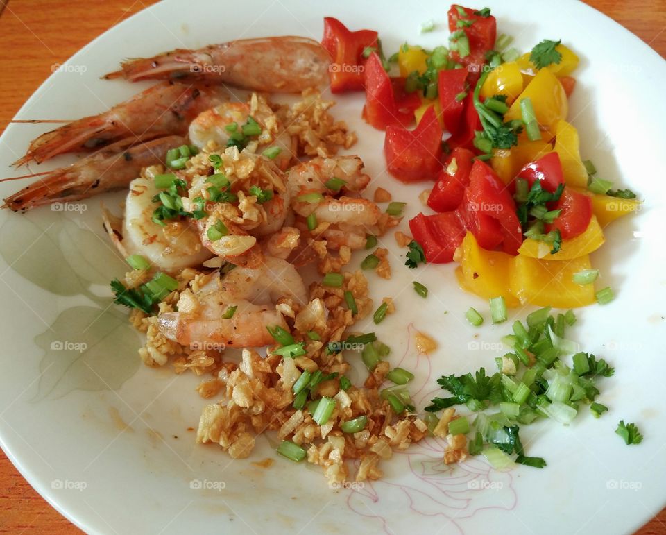 Fried shrimp with bell pepper