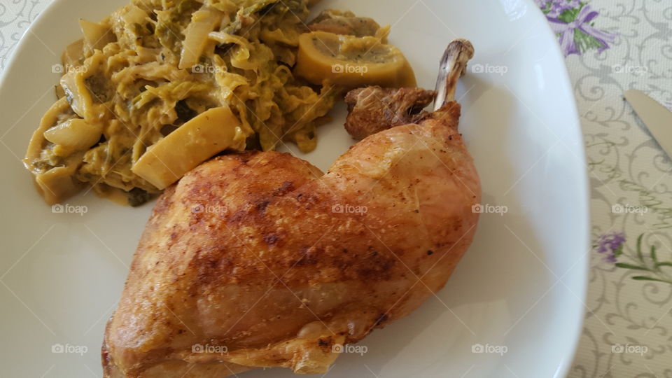 Chicken - Hähnchenschenkel mit Maultaschen Pfanne 🌞