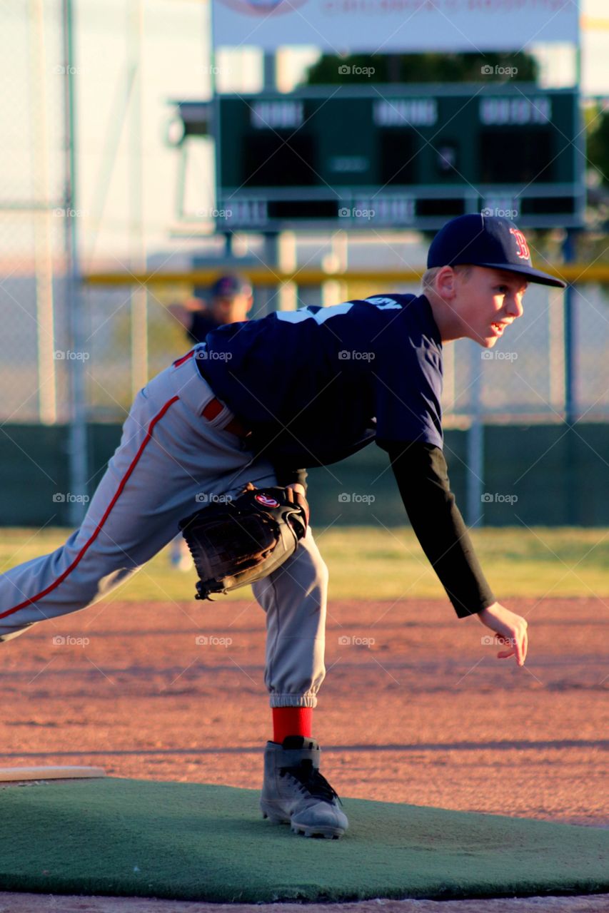 Close-up of a pitcher throwing baseball