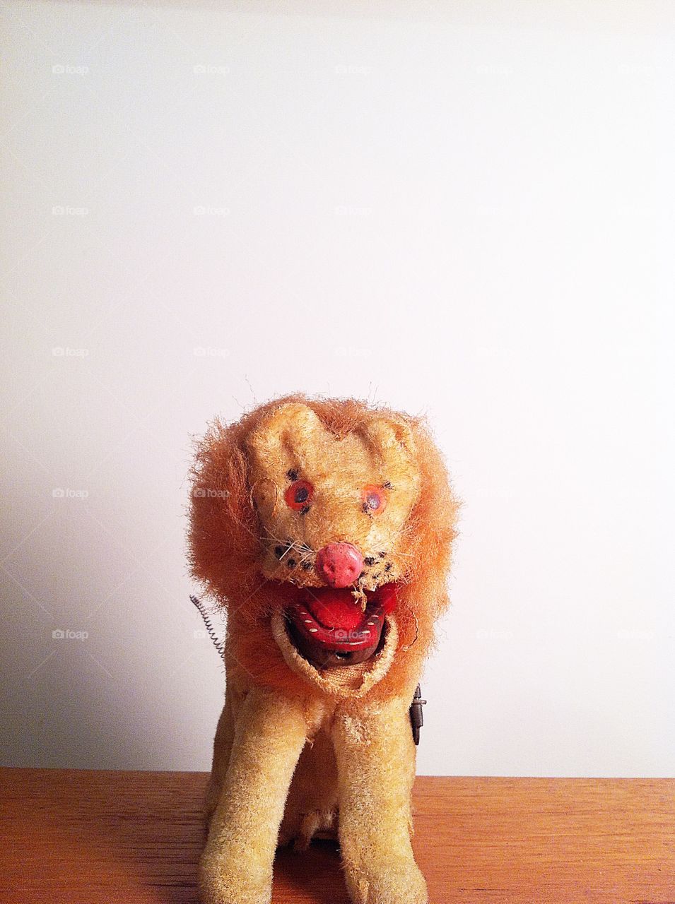 Antique Wind-Up Toy Lion
