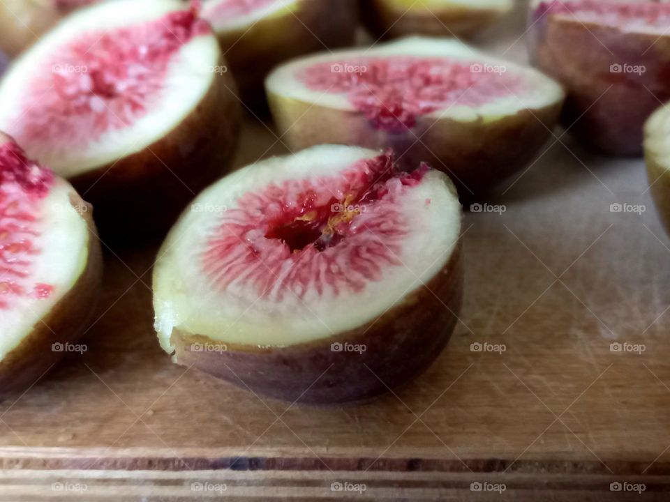 fig slices.
