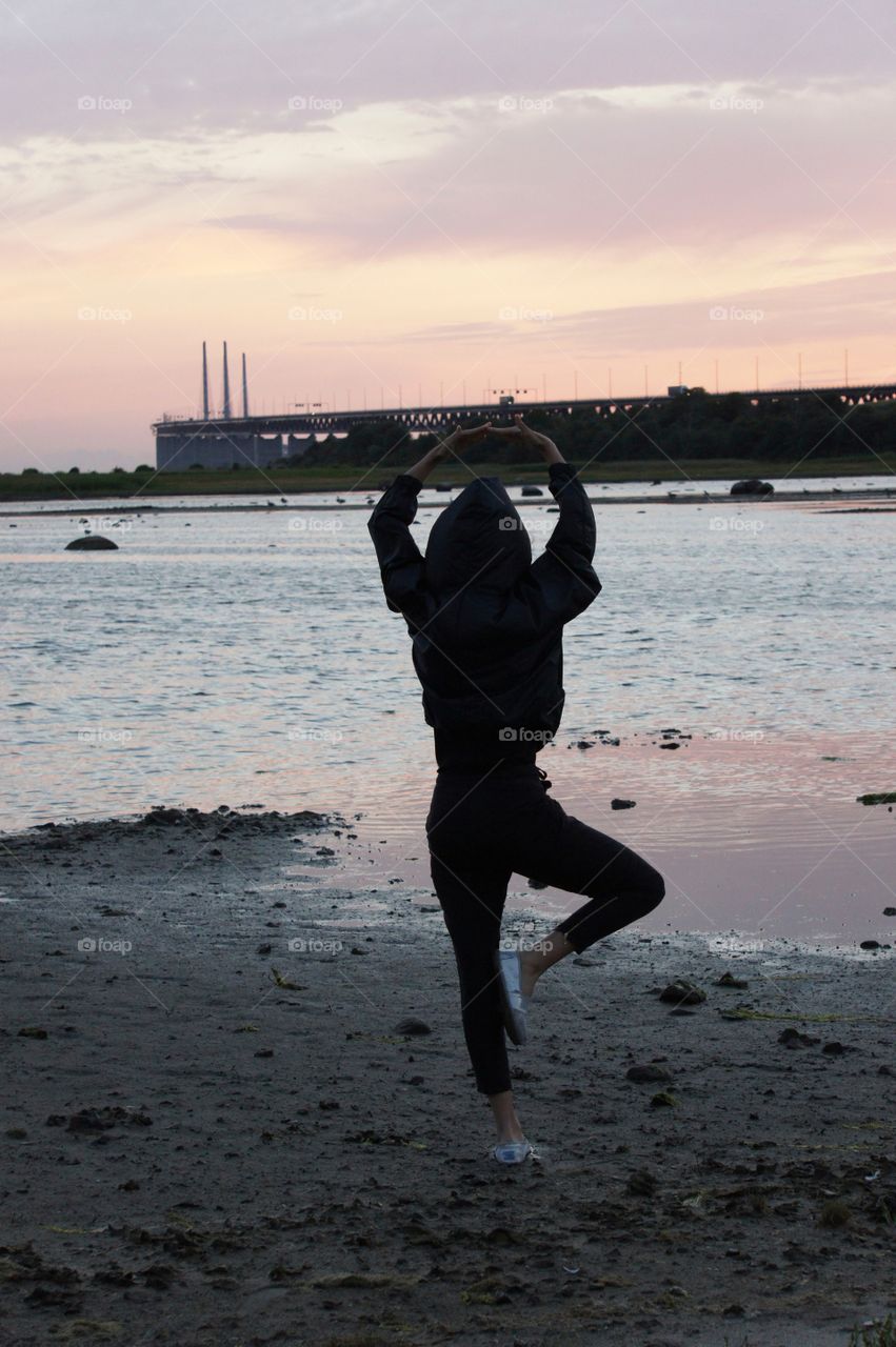 Pose by the bridge 