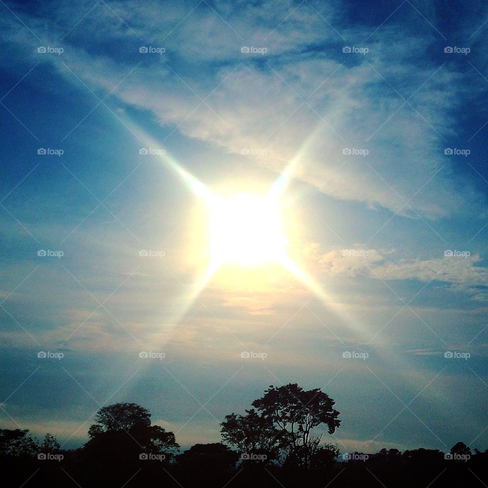 ☀️#Sol muito bonito de #natureza e #beleza indescritíveis.
Obrigado, #MãeTerra.
🌱
#inspiração #amanhecer #morning #fotografia #paisagem #sun #céu #landscapes