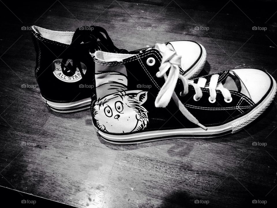 Dr Seuss converse