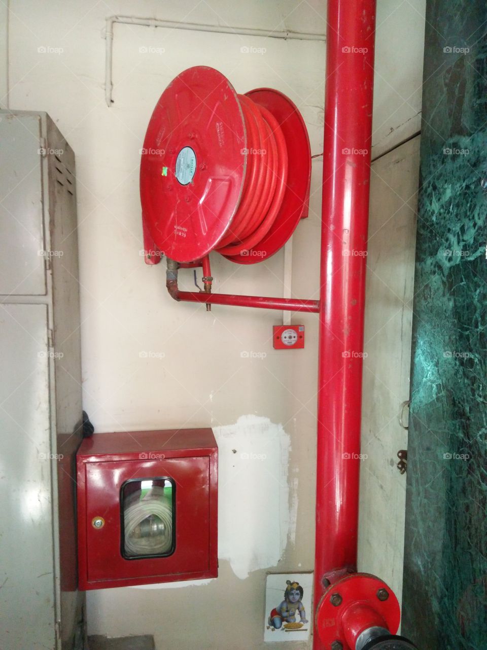 Emergency 🔥  safety device,  protection of Huge building from fire,  water Pipe  ready to fire safety