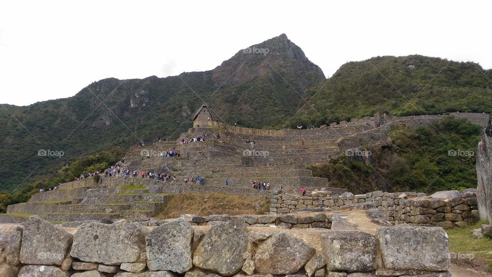 Construção Inka em Ollantaytambo no Peru