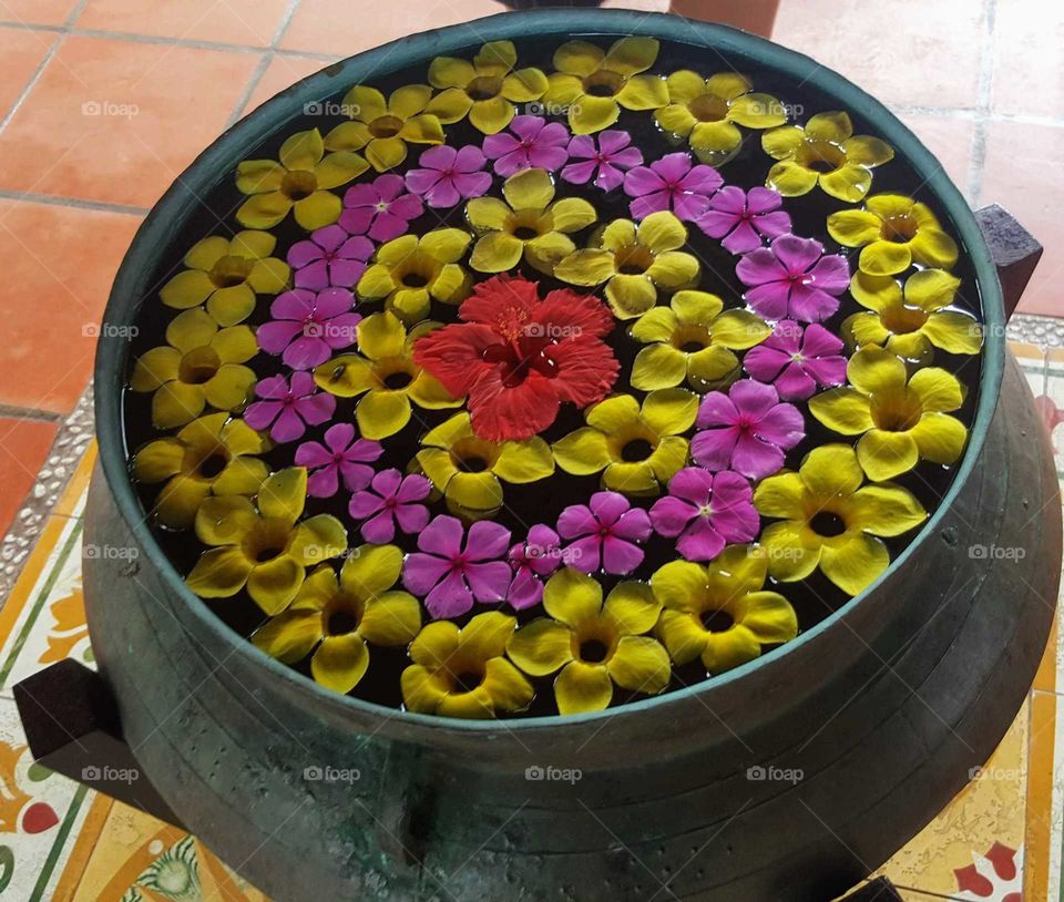 floral circular arrangement