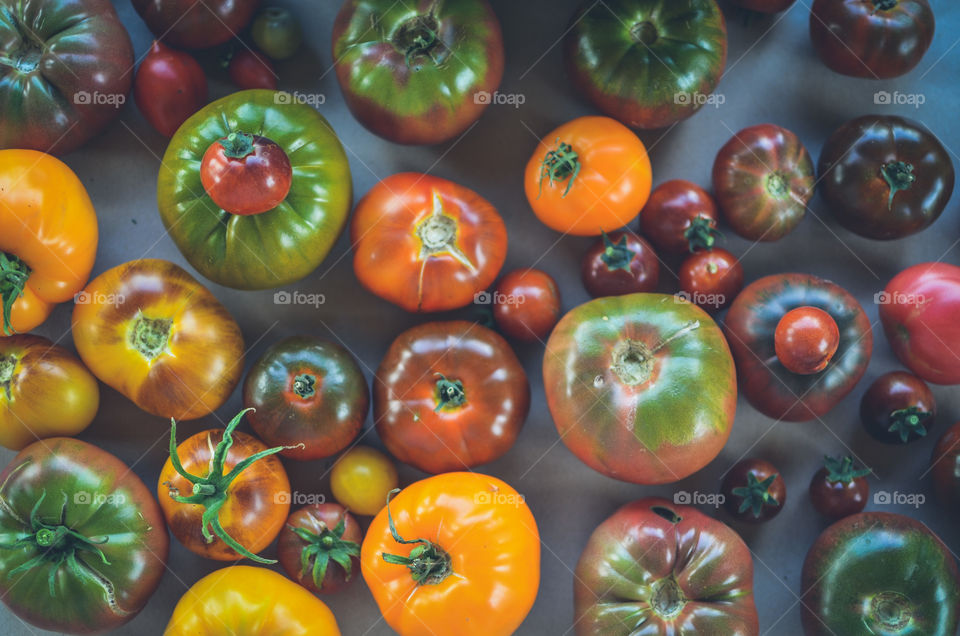 Colors of tomatos