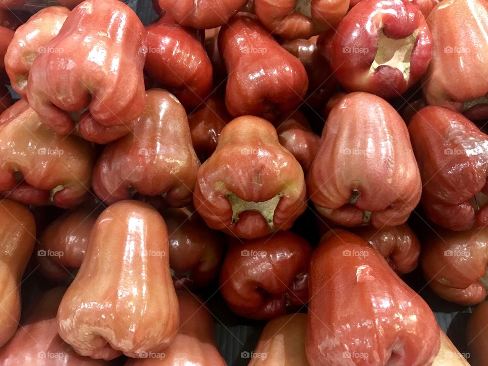 Fresh Rose apple in supermarket 
