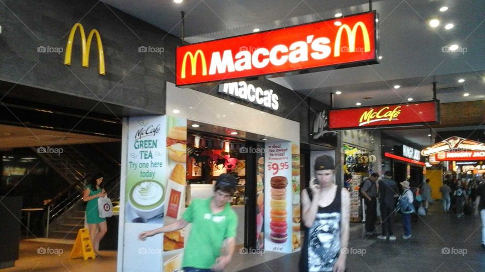 Macca's