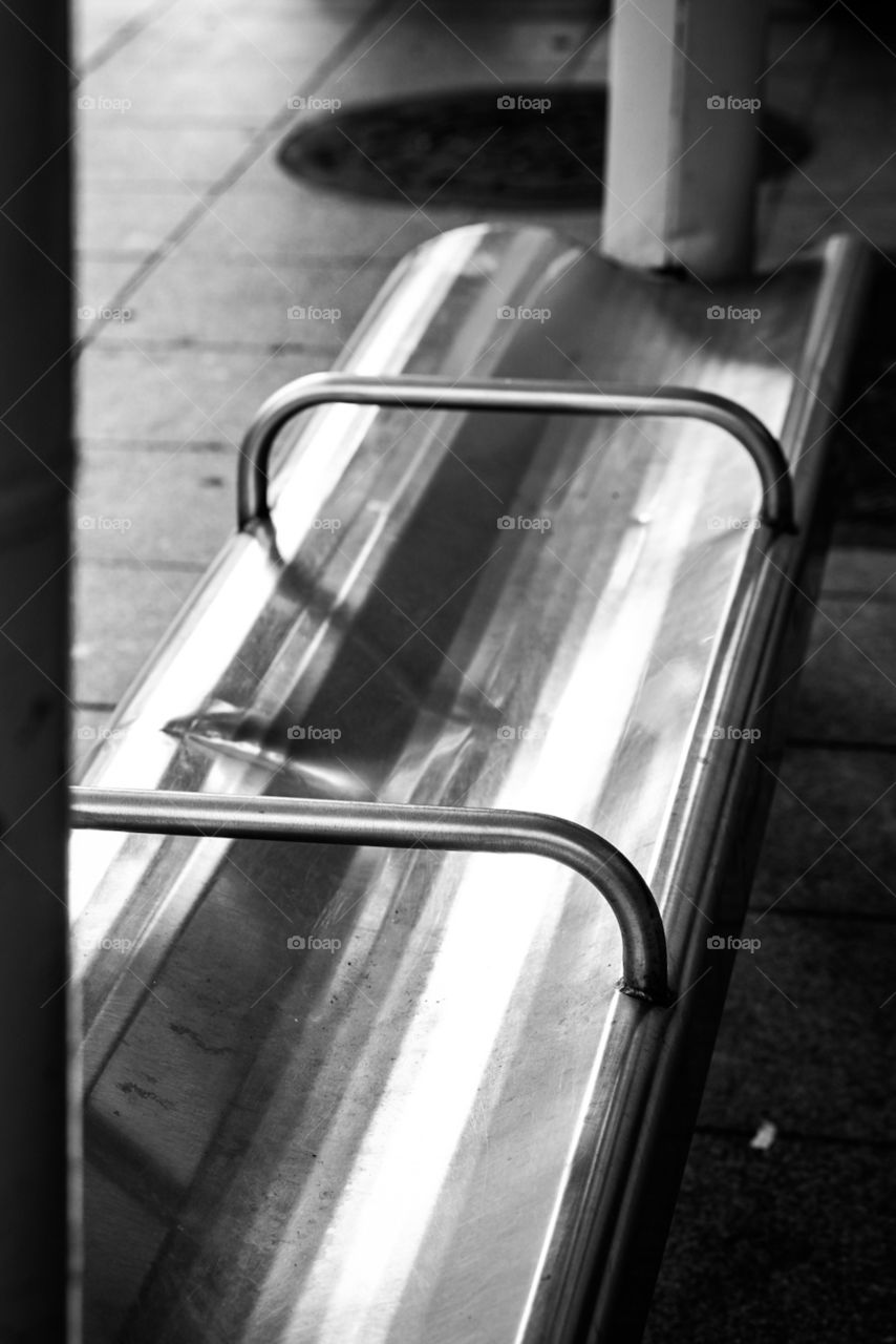 Shiny Monochromatic Bus Waiting Bench With Handles