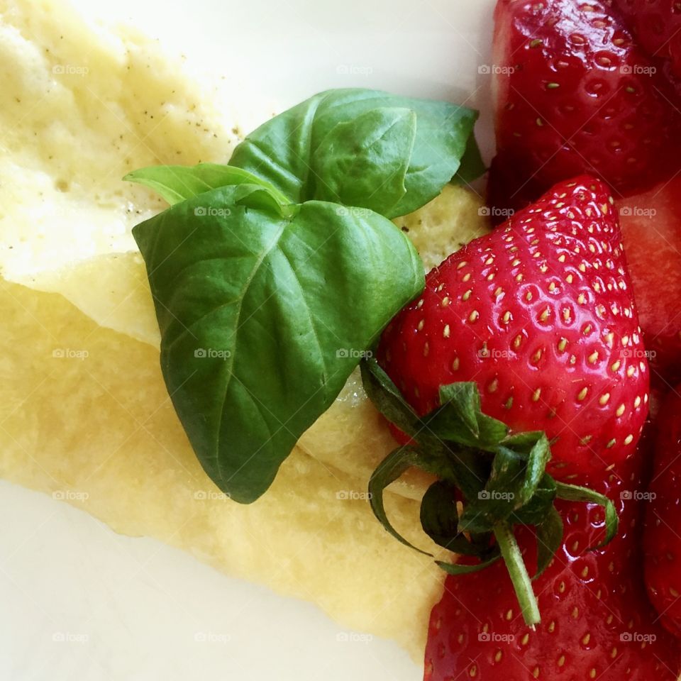 Strawberries and omelette