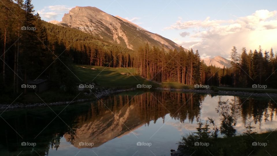 Idyllic view of lake at canmore canada