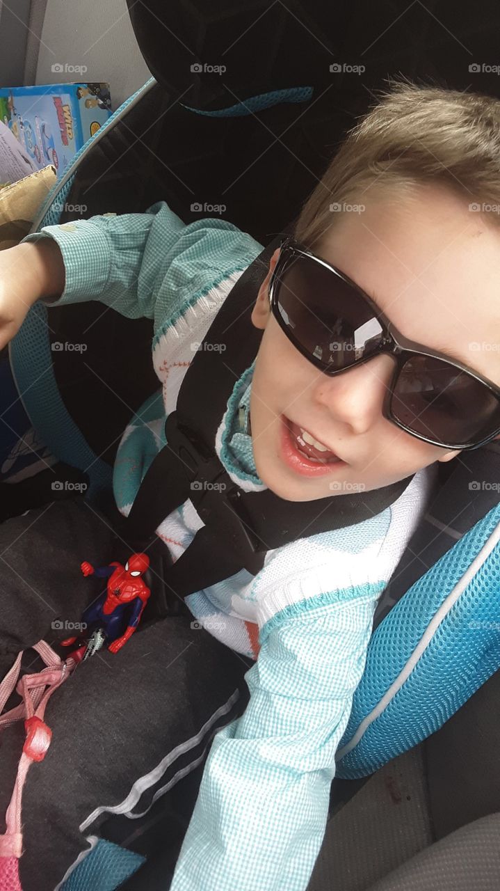 This kid is cool as can be