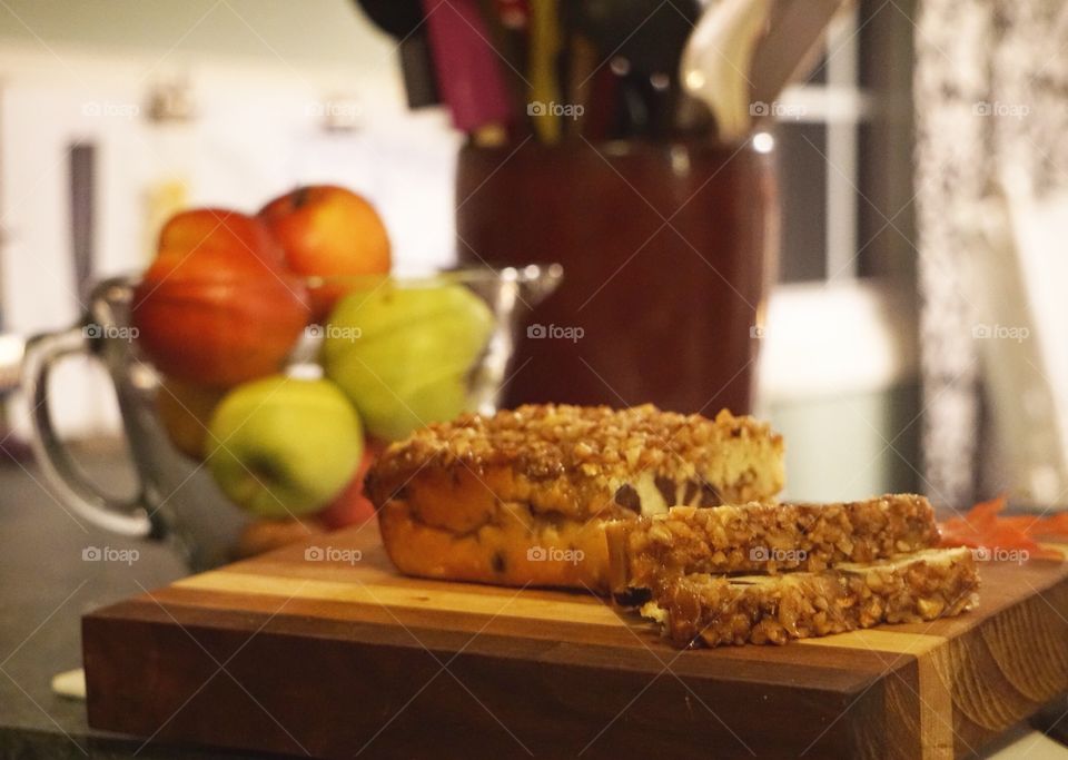 You'll totally FALL for this perfectly delicious Autumn apple, chocolate bread.
