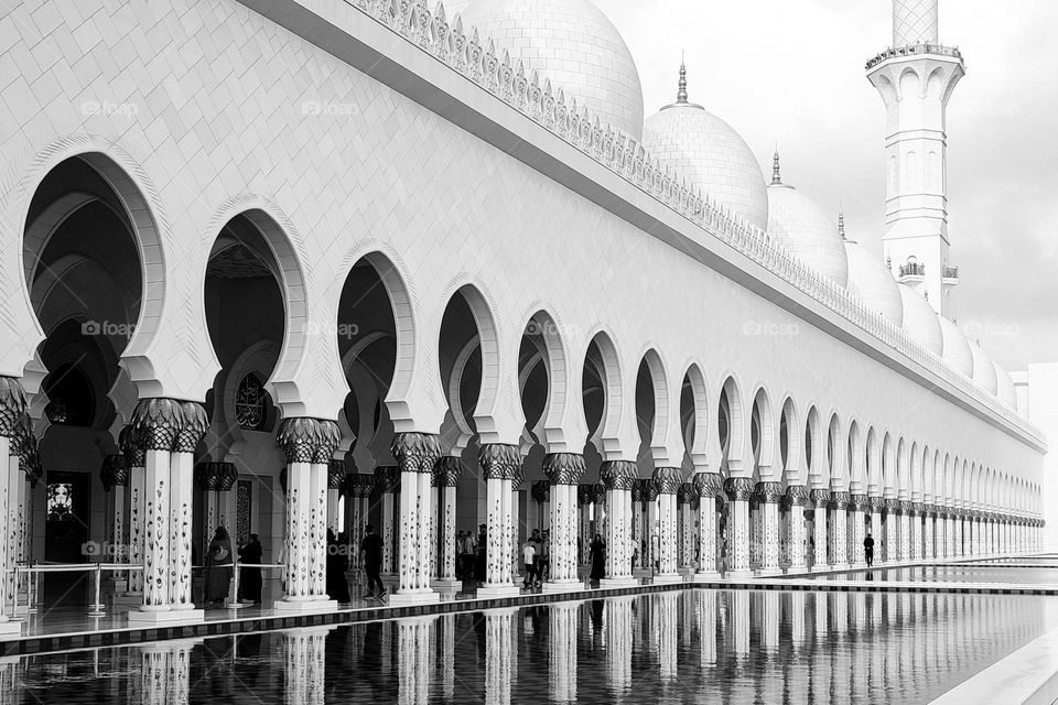 Abu Dhabi, White Mosque, Incredible Architecture in B&W