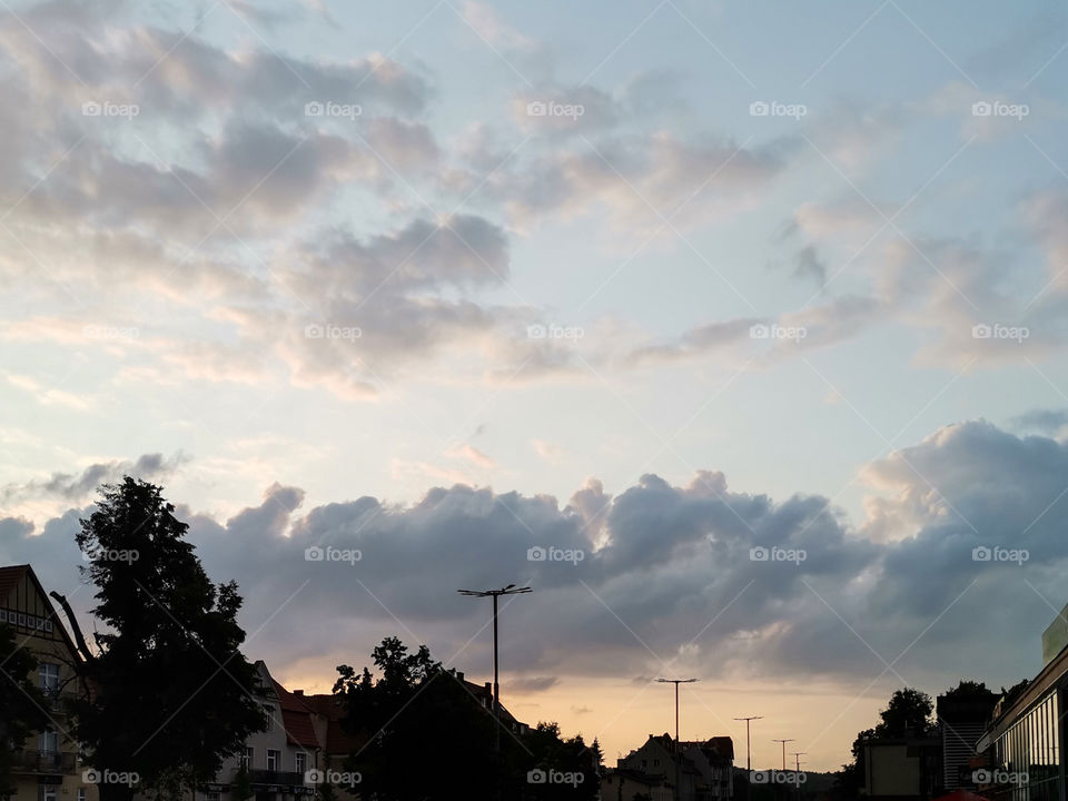 ⛅ Fantastic Clouds at Sunset while Walking. Gdansk. Poland.
❤ Beautiful Photo to Enjoy Watching