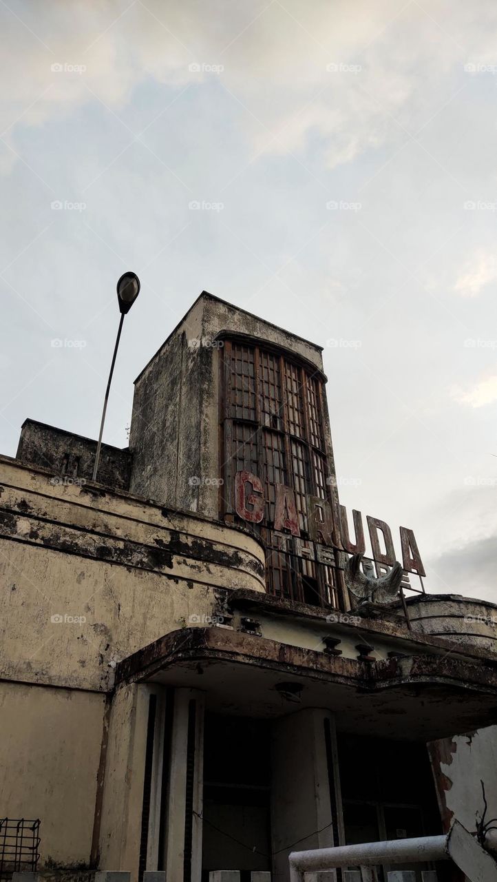 gedung bioskop Garuda Kediri