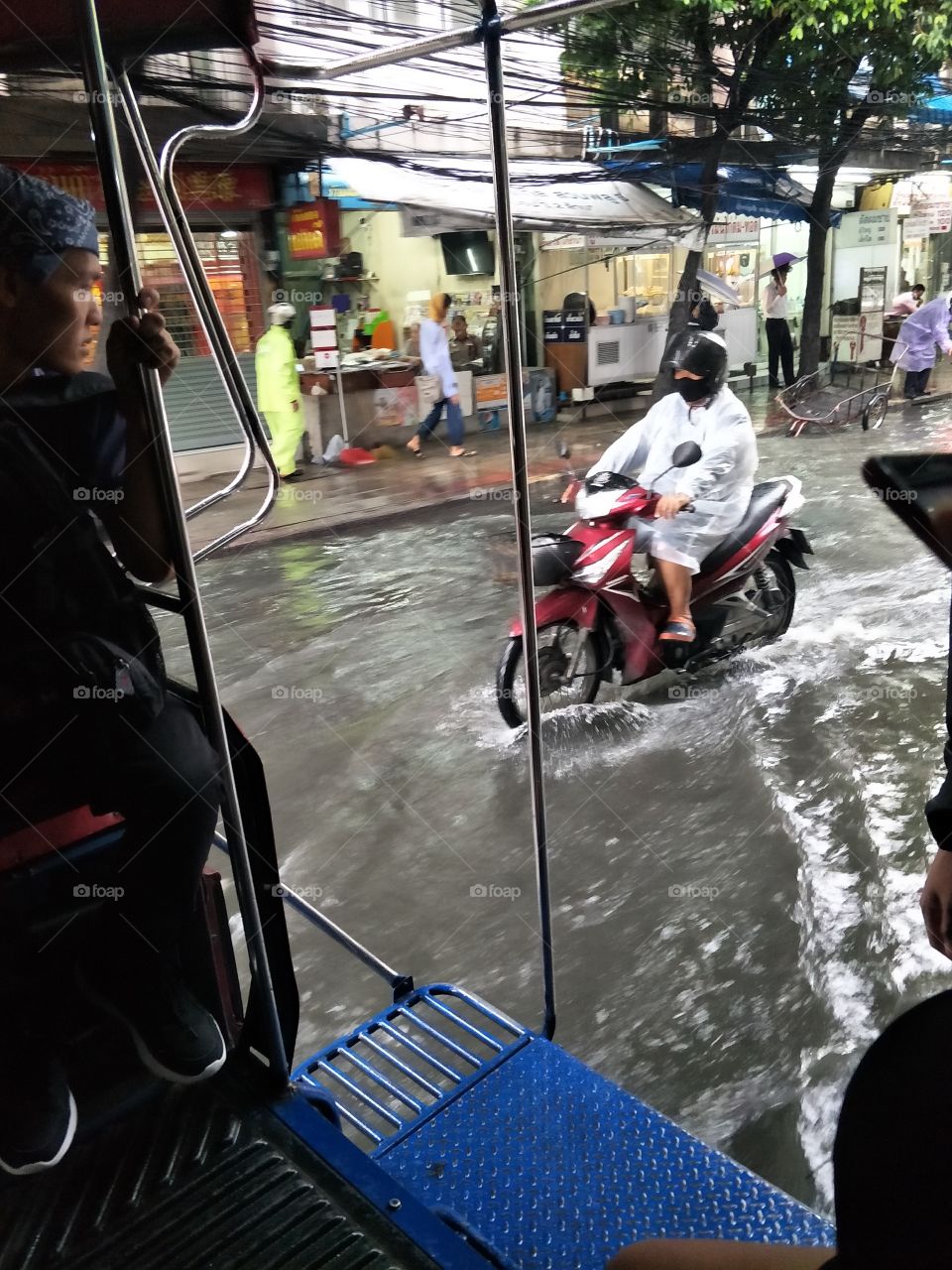 Rain, flooding are common among Bangkokians.