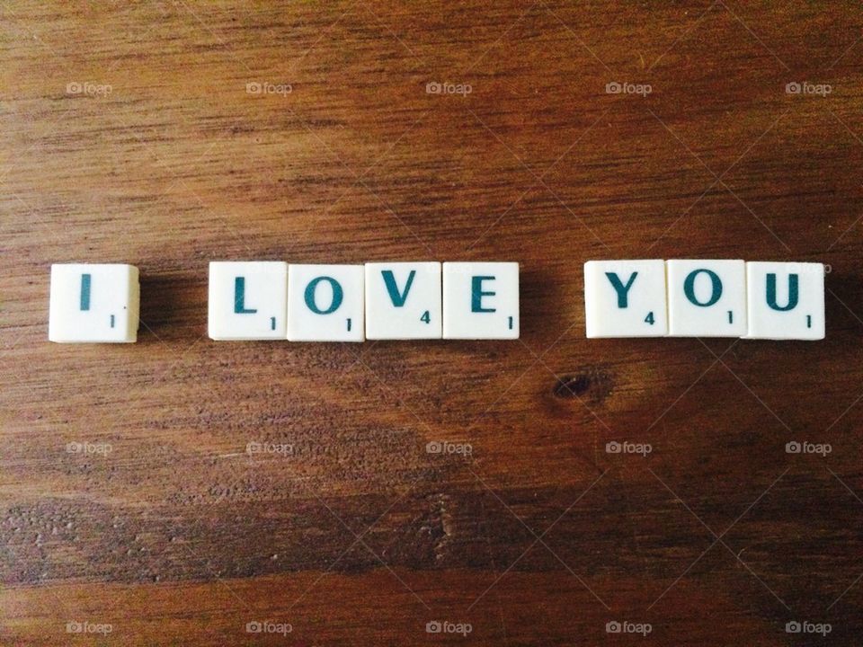 Scrabble on tabble