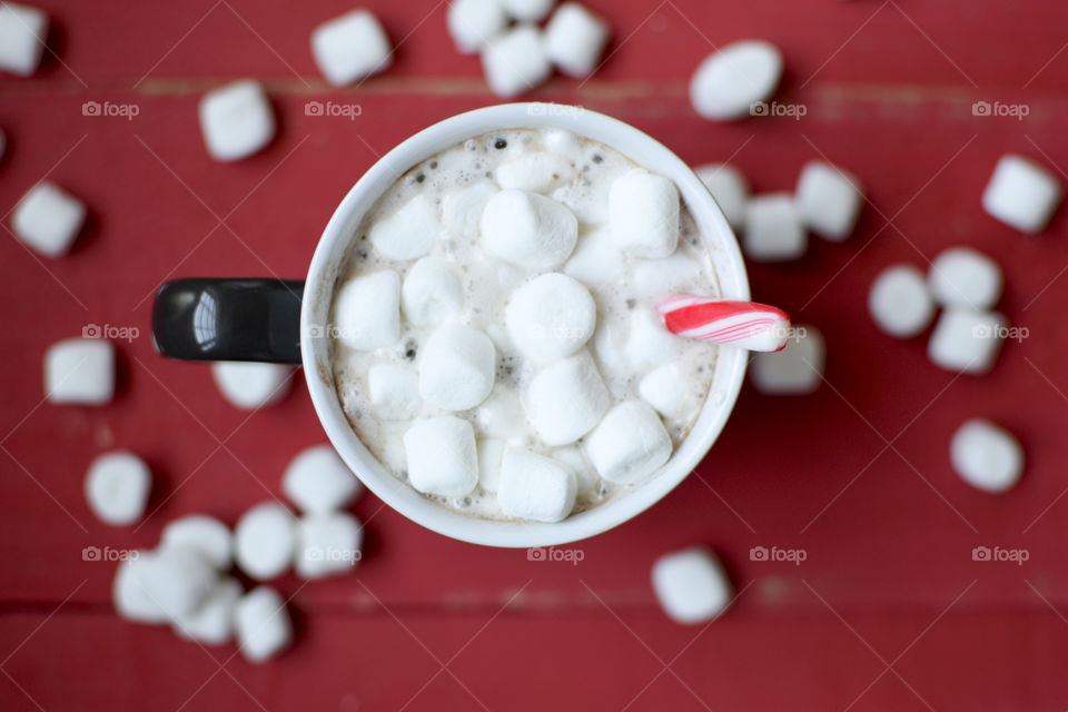 Hot chocolate and marshmallows