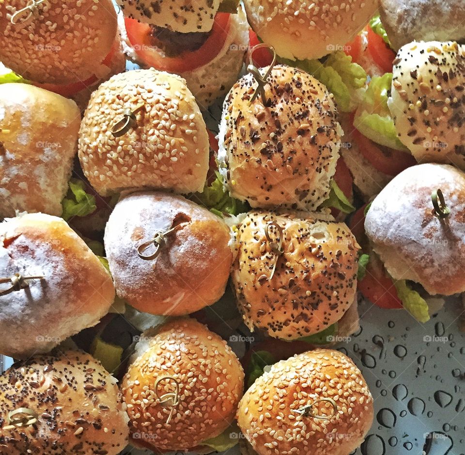 Bread rolls 