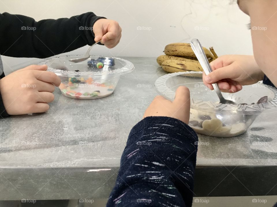 Children eat cereals