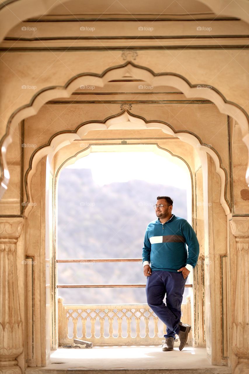 A men standing pose at jaipur Rajasthan india