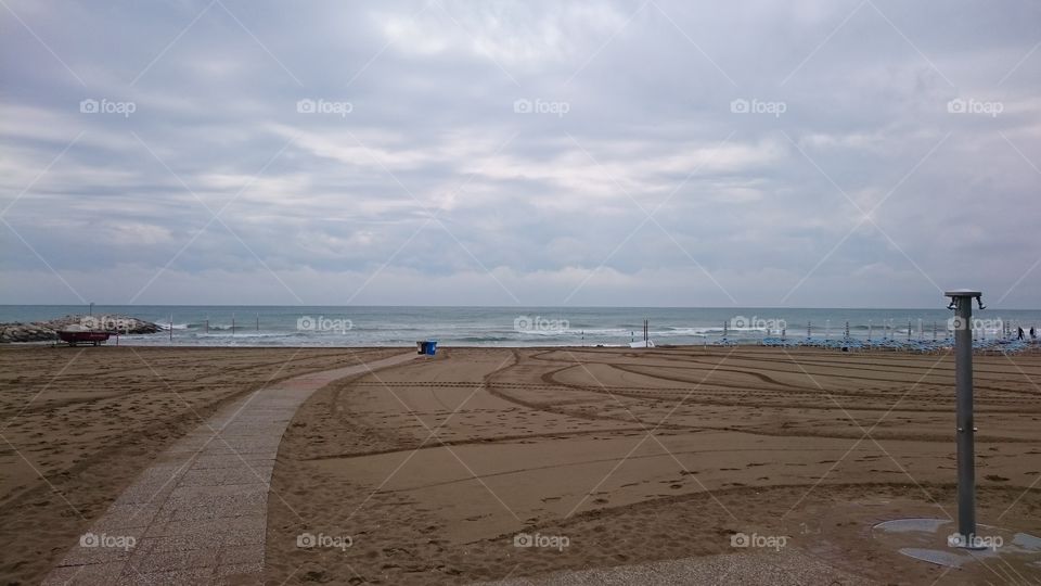 beach - summer - cloudly