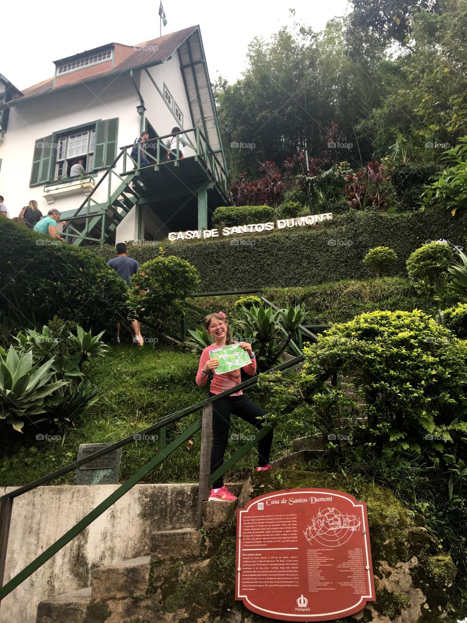 Casa de Alberto Santos Dumont, considerado o pai da aviação pelos brasileiros e franceses, hoje transformada em museu. 