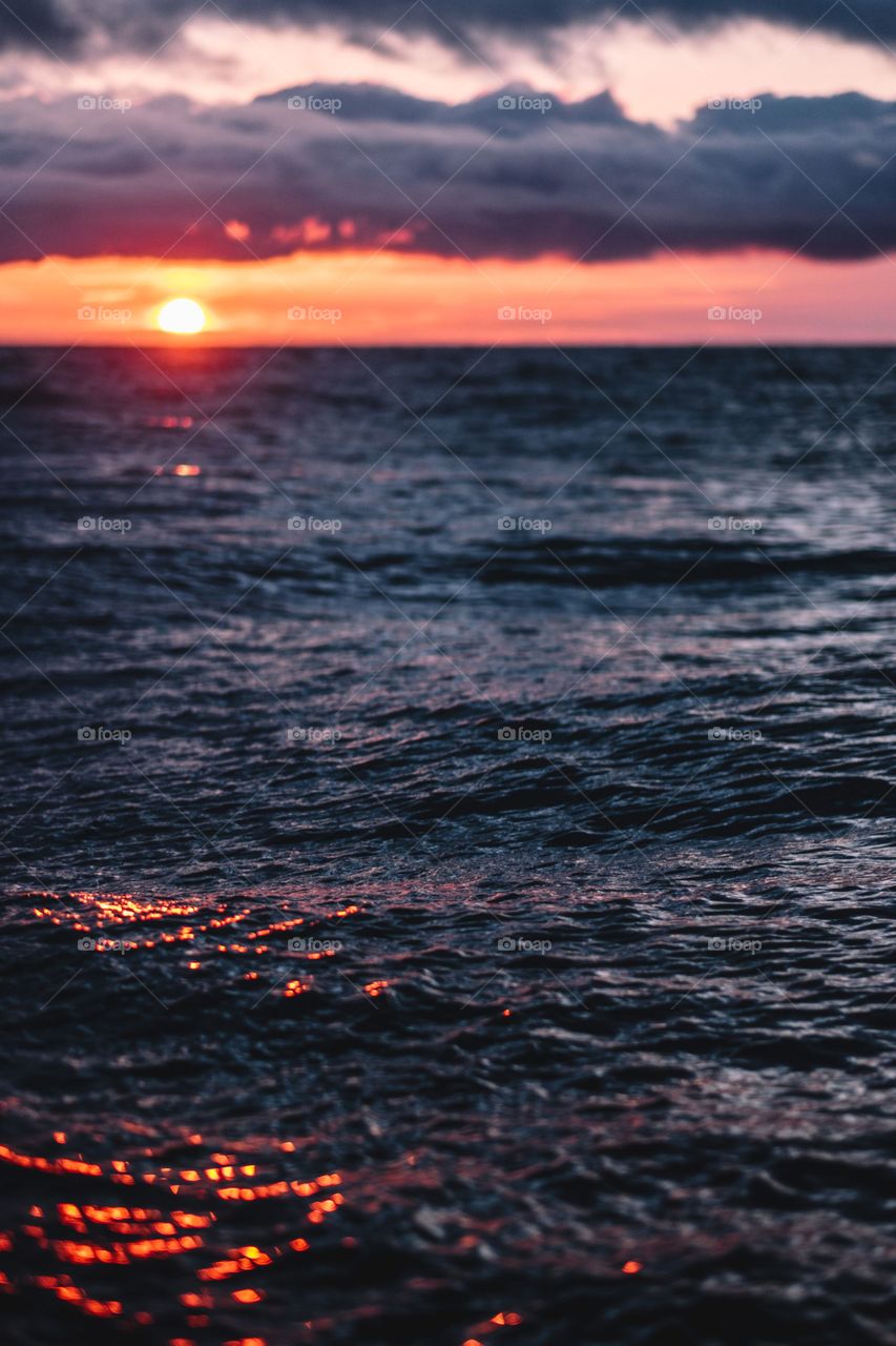 sun down sea