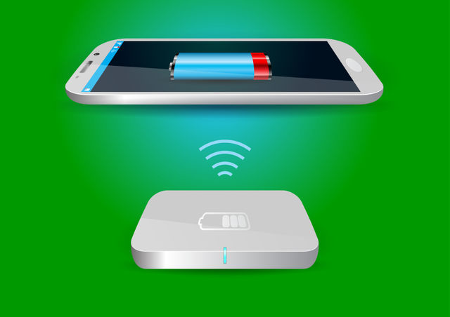 Wireless charger Powerbank with mobile phone