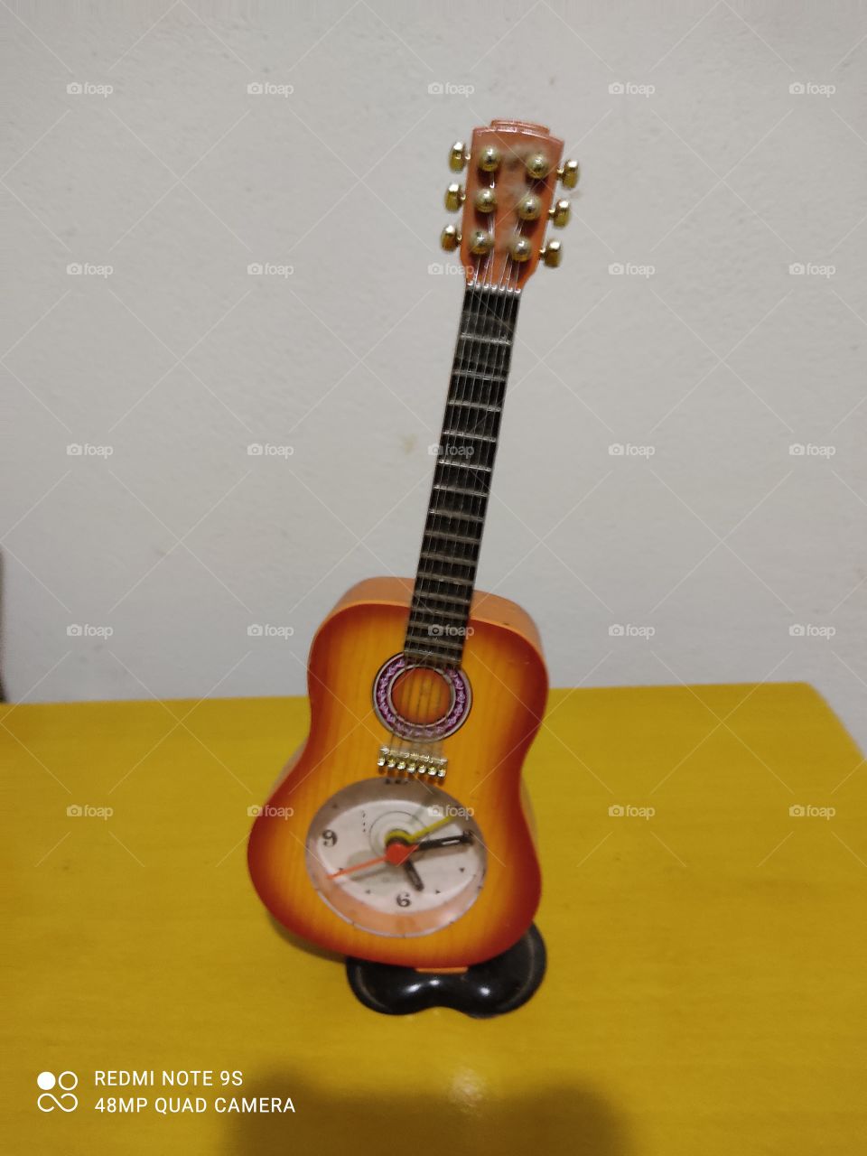 Mini guitarra