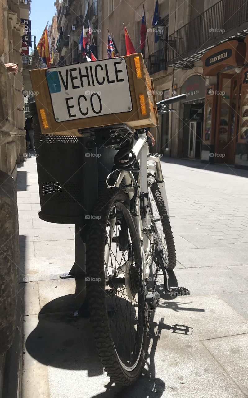 A mode of transportation in Barcelona that’s great for your health and mindful of the environment. Jump on and take a spin touring! 