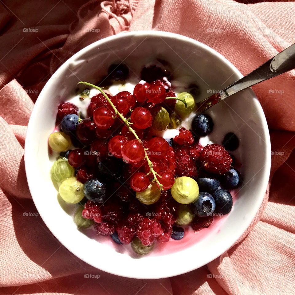 Creek yougurt with fresh berries and cretan honey