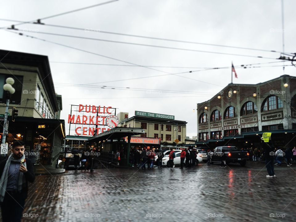 Seattle's pikes market in the rain