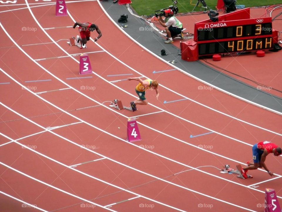 2012 running track race by Balloo