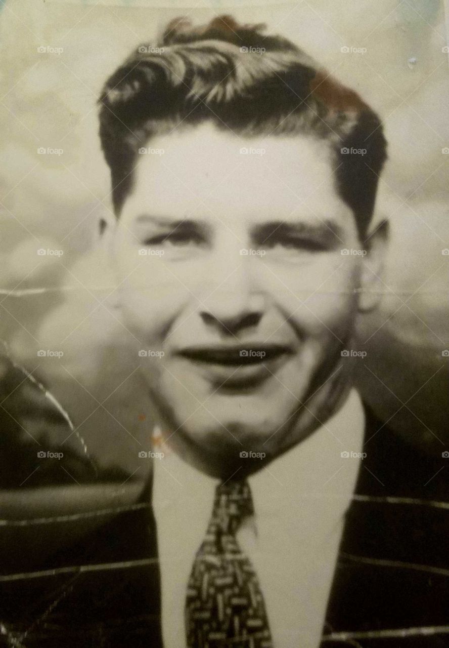 Lee Hilton 1920-1939