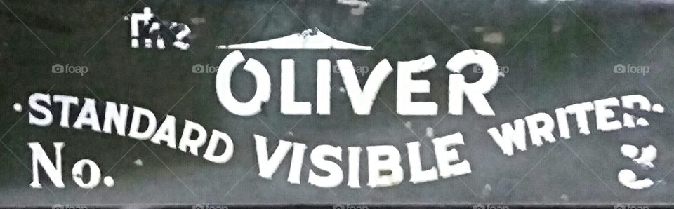 Oliver Typewriter Badge