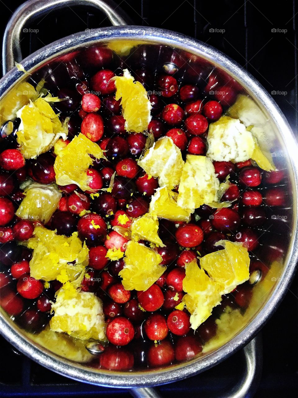 tangy cranberry sauce with oranges