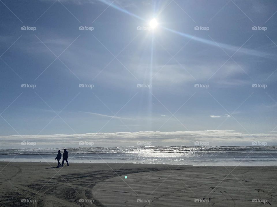 Sunny day at the ocean
