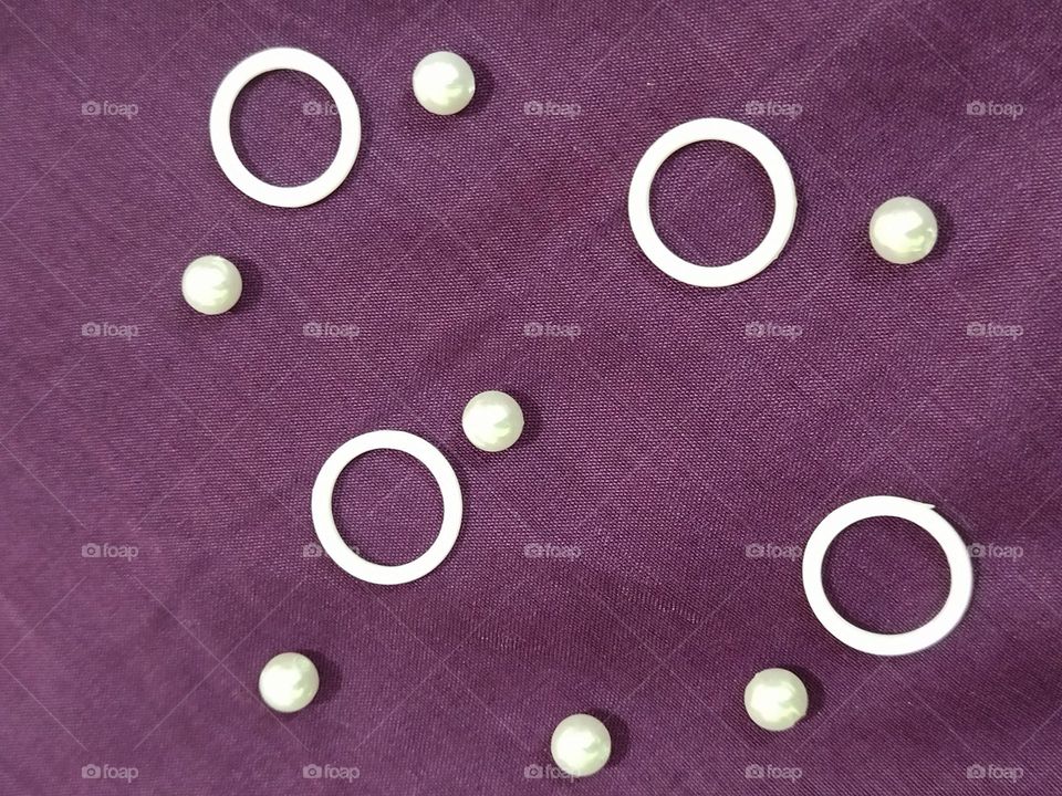 circle pattern cloth