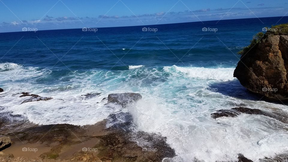 crashing waves on the western coast of Puerto rico