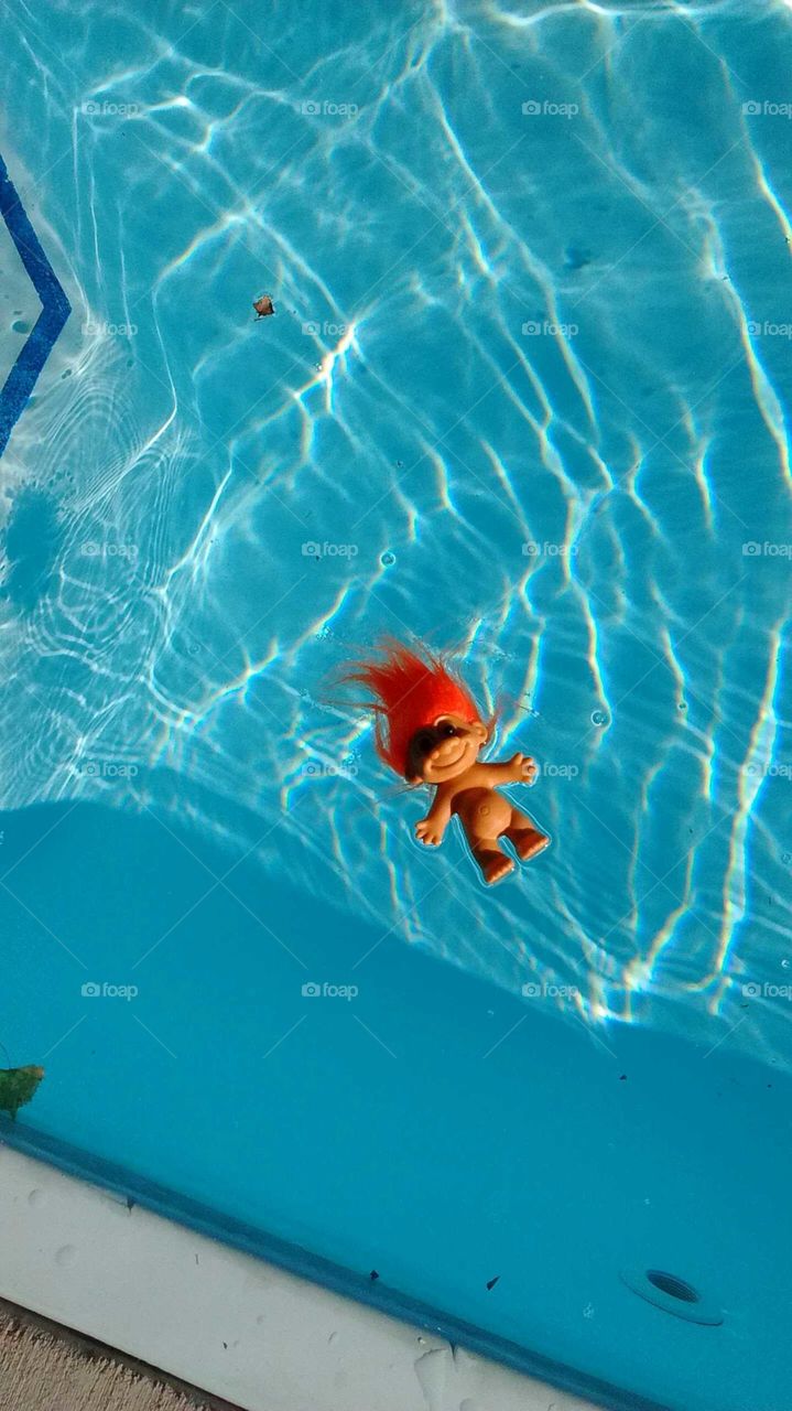 swimming troll