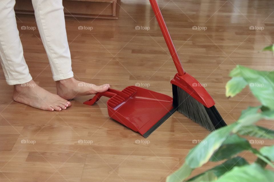 OCedar broom with dustpan