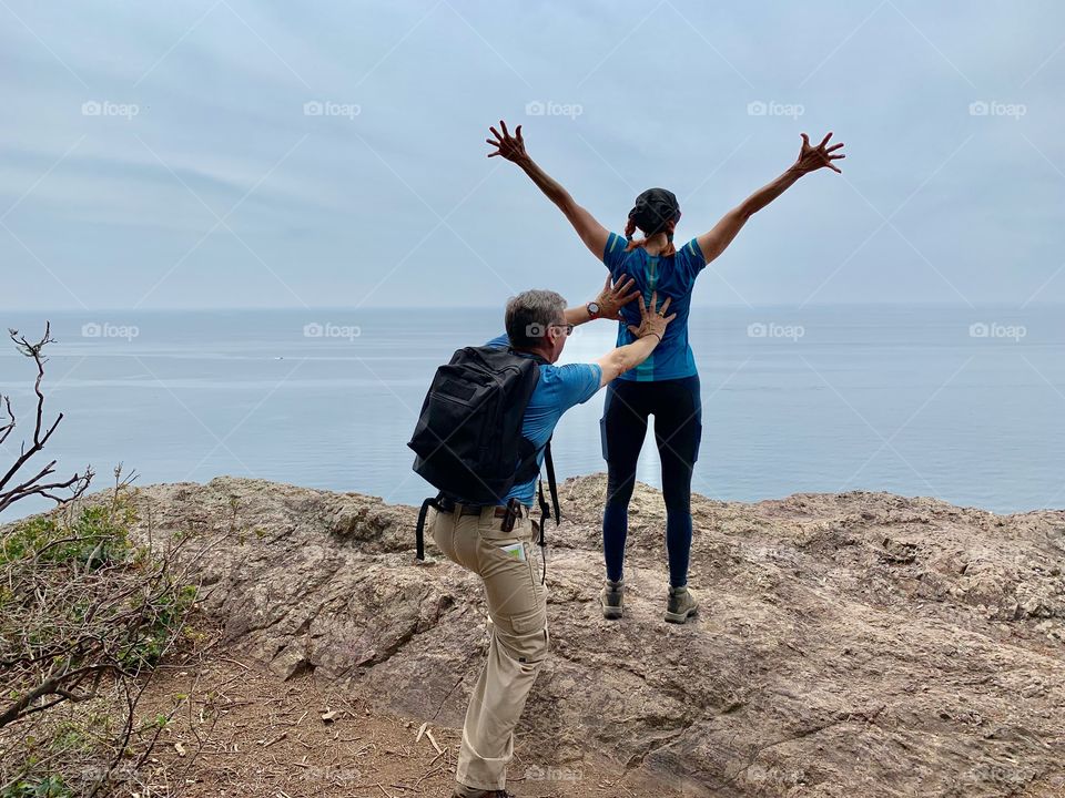 Be careful of who ask to take your travel adventure photo!