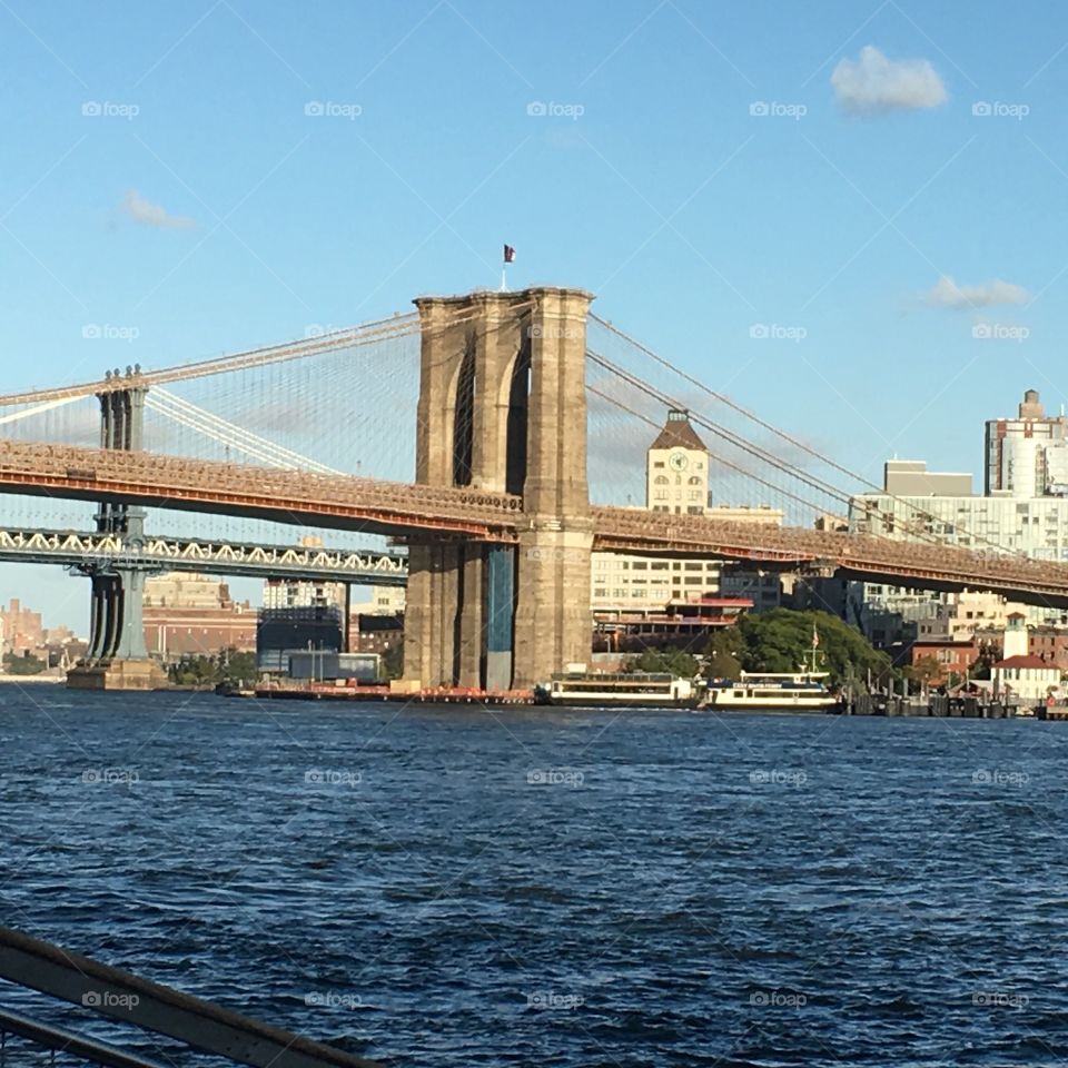 Brooklyn Bridge. Beautiful Fall Day
