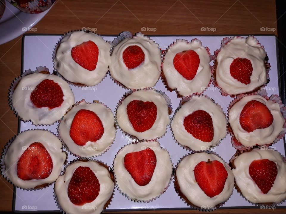 Delicious strawberry cupcakes